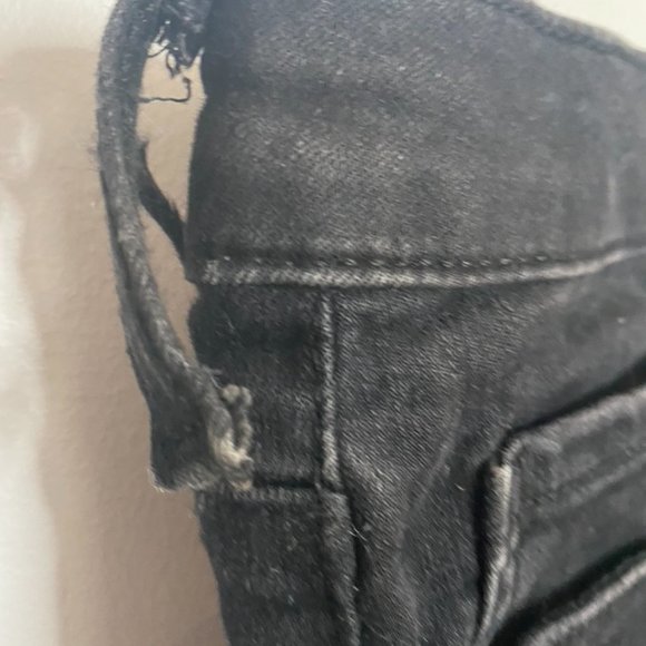 Distressed Black Skinny Jeans - Picture 4 of 4